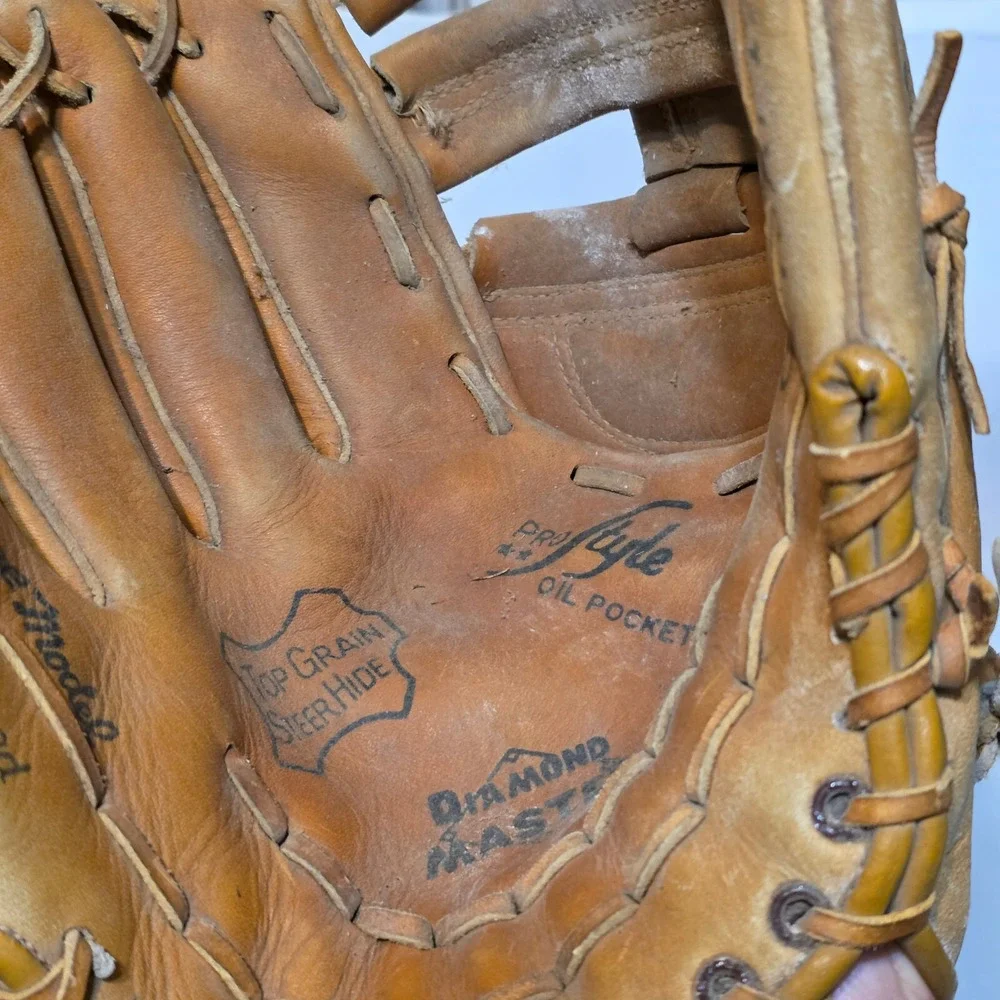Diamond Master Steer Hide Professional Model Custom Built Baseball Glove S375AFR